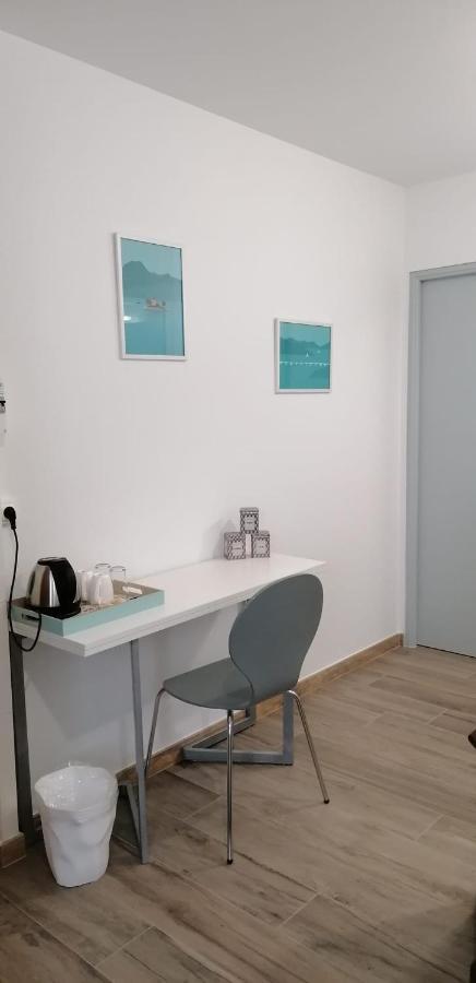 Vue Av Piscine * Prunières