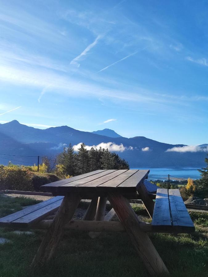 Vue Av Piscine *